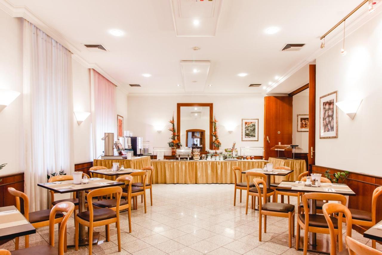 Hotel Allegro 3*